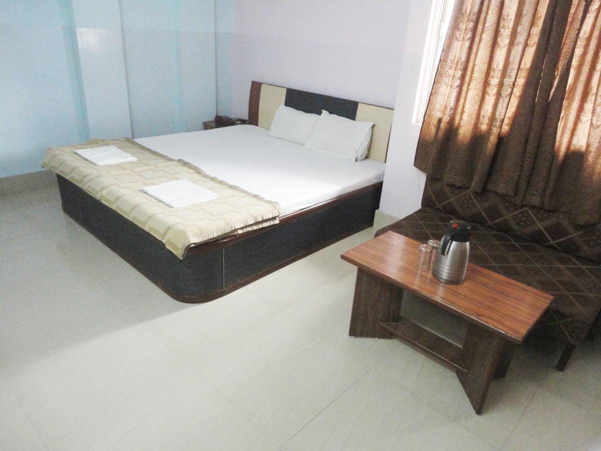 Hotel Yatrik Deoghar Dış mekan fotoğraf